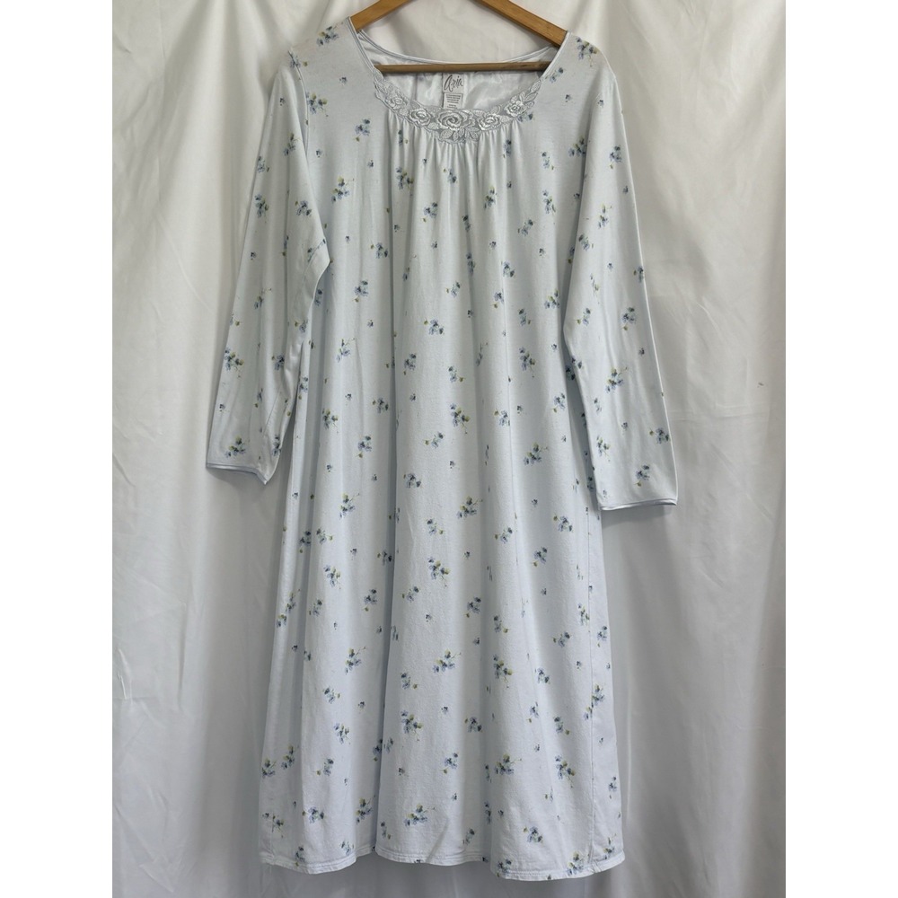 Aria Women's Blue Floral Pajama Set 100% Cotton, Size Medium, Long Sleeve